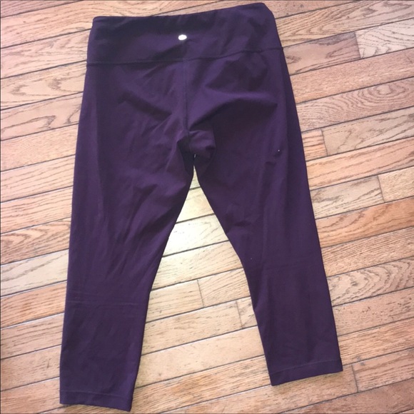 Lululemon legging - Picture 2 of 3
